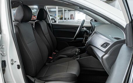 Hyundai Solaris II рестайлинг, 2018 год, 1 358 000 рублей, 8 фотография