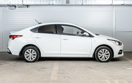 Hyundai Solaris II рестайлинг, 2018 год, 1 358 000 рублей, 5 фотография