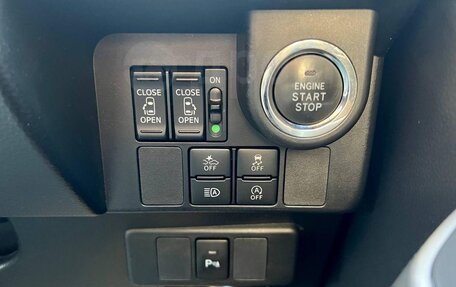 Toyota Tank I, 2019 год, 1 300 000 рублей, 8 фотография