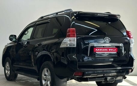 Toyota Land Cruiser Prado 150 рестайлинг 2, 2012 год, 2 950 000 рублей, 8 фотография