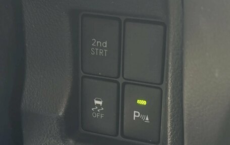 Toyota Land Cruiser Prado 150 рестайлинг 2, 2012 год, 2 950 000 рублей, 20 фотография