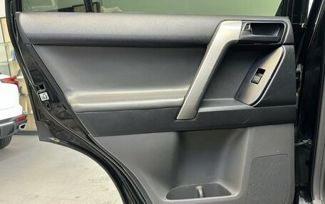 Toyota Land Cruiser Prado 150 рестайлинг 2, 2012 год, 2 950 000 рублей, 29 фотография