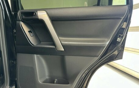 Toyota Land Cruiser Prado 150 рестайлинг 2, 2012 год, 2 950 000 рублей, 30 фотография