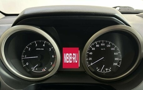 Toyota Land Cruiser Prado 150 рестайлинг 2, 2012 год, 2 950 000 рублей, 33 фотография