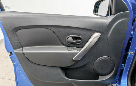 Renault Sandero RS, 2016 год, 1 015 000 рублей, 19 фотография