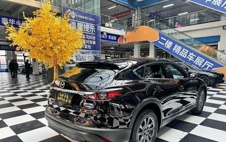 Mazda CX-4, 2023 год, 1 920 000 рублей, 8 фотография