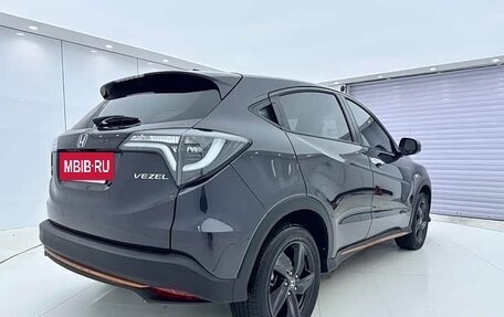 Honda Vezel, 2022 год, 1 357 000 рублей, 4 фотография