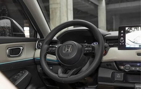 Honda Vezel, 2023 год, 1 575 000 рублей, 11 фотография