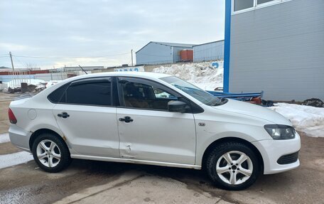 Volkswagen Polo VI (EU Market), 2013 год, 370 000 рублей, 3 фотография