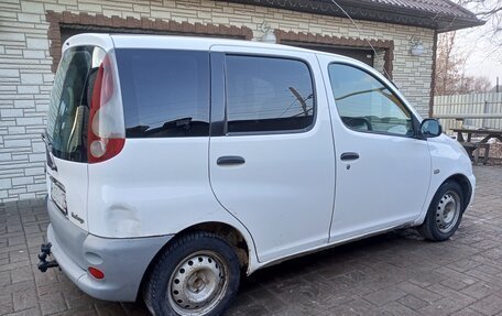 Toyota FunCargo, 2000 год, 195 000 рублей, 3 фотография