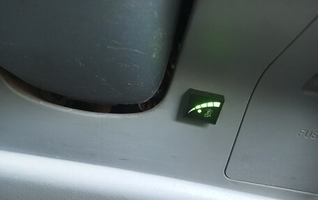 Toyota FunCargo, 2000 год, 195 000 рублей, 11 фотография