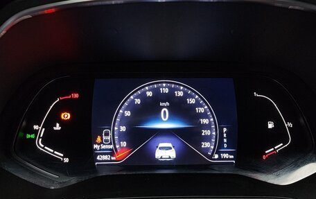 Renault Captur II, 2021 год, 1 390 000 рублей, 10 фотография