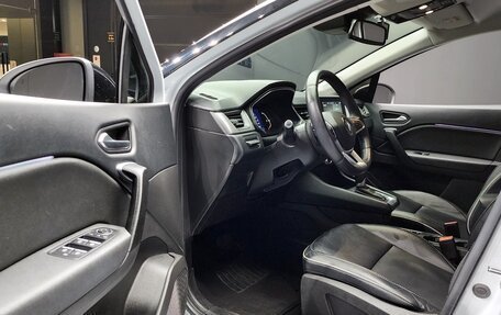 Renault Captur II, 2021 год, 1 390 000 рублей, 12 фотография