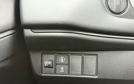 Honda Vezel, 2022 год, 1 778 000 рублей, 20 фотография