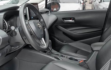 Toyota Corolla, 2022 год, 1 300 000 рублей, 9 фотография