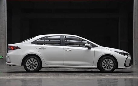 Toyota Corolla, 2022 год, 1 320 000 рублей, 4 фотография