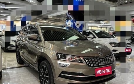 Skoda Karoq I, 2022 год, 2 200 000 рублей, 1 фотография