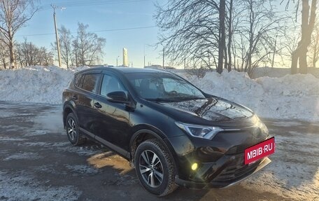 Toyota RAV4, 2017 год, 1 950 000 рублей, 3 фотография