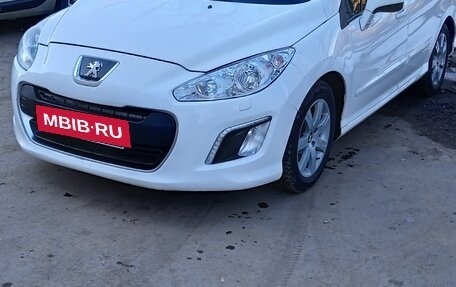 Peugeot 308 II, 2012 год, 580 000 рублей, 4 фотография