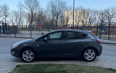 Opel Astra J, 2011 год, 599 000 рублей, 4 фотография