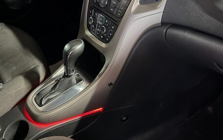 Opel Astra J, 2011 год, 599 000 рублей, 13 фотография