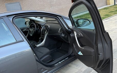 Opel Astra J, 2011 год, 599 000 рублей, 15 фотография