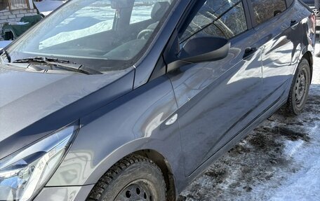 Hyundai Solaris II рестайлинг, 2014 год, 950 000 рублей, 6 фотография