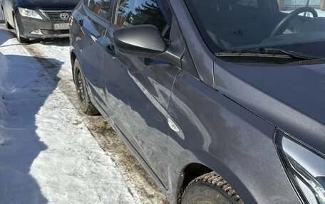 Hyundai Solaris II рестайлинг, 2014 год, 950 000 рублей, 5 фотография