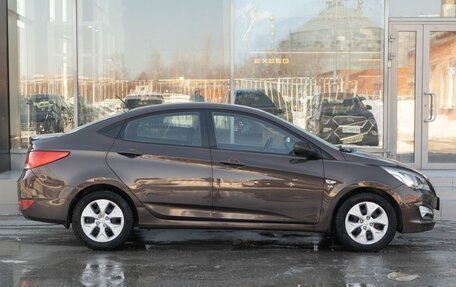 Hyundai Solaris II рестайлинг, 2015 год, 1 150 000 рублей, 4 фотография