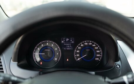 Hyundai Solaris II рестайлинг, 2015 год, 1 150 000 рублей, 13 фотография