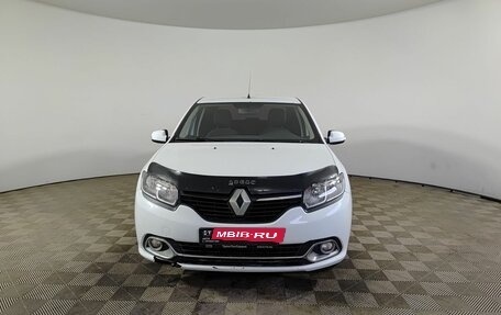 Renault Logan II, 2017 год, 530 000 рублей, 2 фотография