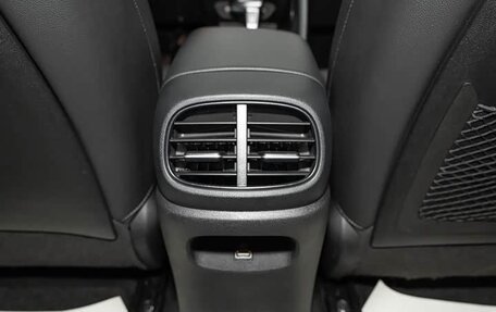 Hyundai Elantra, 2023 год, 1 275 000 рублей, 18 фотография