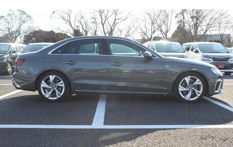 Audi A4, 2023 год, 1 990 444 рублей, 10 фотография
