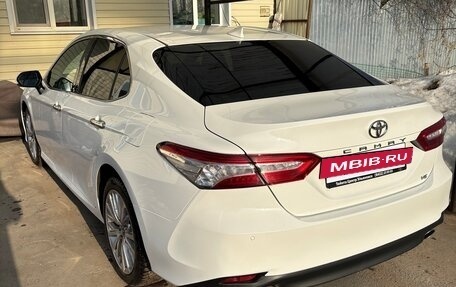 Toyota Camry, 2020 год, 3 450 000 рублей, 4 фотография