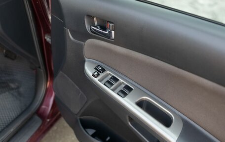 Toyota Wish II, 2007 год, 800 000 рублей, 15 фотография