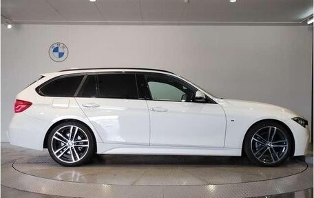 BMW 3 серия, 2017 год, 1 450 000 рублей, 4 фотография