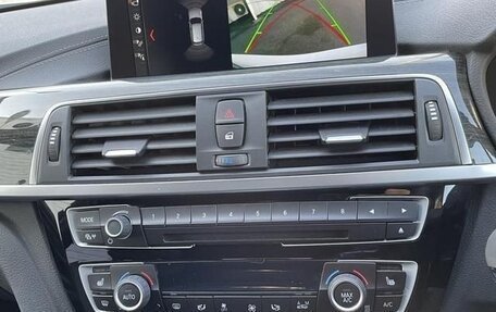 BMW 3 серия, 2017 год, 1 450 000 рублей, 9 фотография