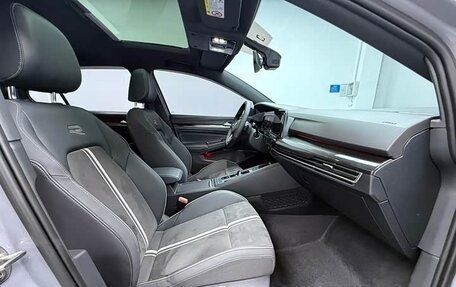 Volkswagen Golf VIII, 2023 год, 1 593 000 рублей, 14 фотография