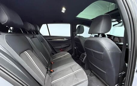 Volkswagen Golf VIII, 2023 год, 1 593 000 рублей, 13 фотография