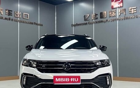 Volkswagen T-Roc I, 2022 год, 1 652 000 рублей, 1 фотография