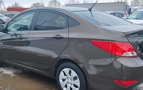 Hyundai Solaris II рестайлинг, 2015 год, 798 000 рублей, 4 фотография