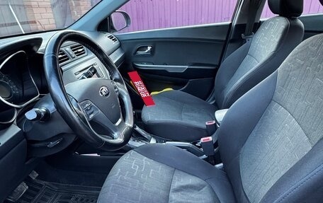 KIA Rio III рестайлинг, 2016 год, 1 100 000 рублей, 17 фотография