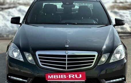 Mercedes-Benz E-Класс, 2012 год, 1 850 000 рублей, 2 фотография