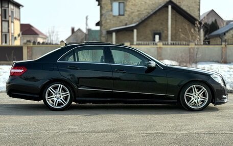 Mercedes-Benz E-Класс, 2012 год, 1 850 000 рублей, 4 фотография