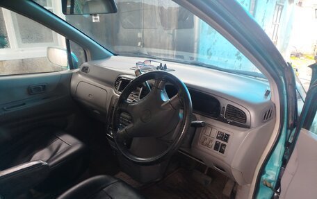 Nissan Prairie III, 2000 год, 420 000 рублей, 12 фотография