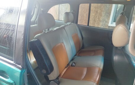 Nissan Prairie III, 2000 год, 420 000 рублей, 10 фотография