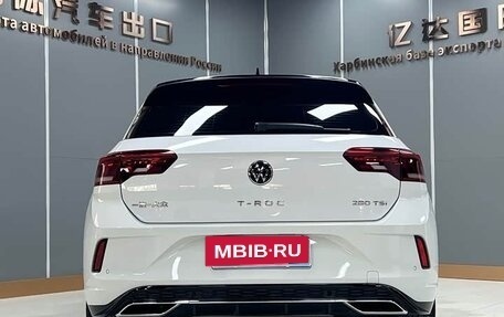 Volkswagen T-Roc I, 2022 год, 1 652 000 рублей, 4 фотография