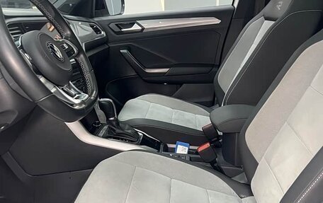 Volkswagen T-Roc I, 2022 год, 1 652 000 рублей, 8 фотография