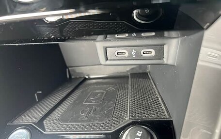 Volkswagen T-Roc I, 2022 год, 1 652 000 рублей, 15 фотография