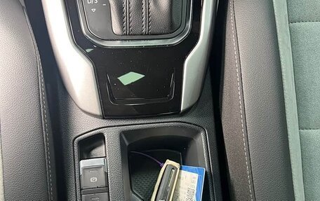 Volkswagen T-Roc I, 2022 год, 1 652 000 рублей, 17 фотография